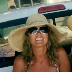 Meet your Posher, Deb